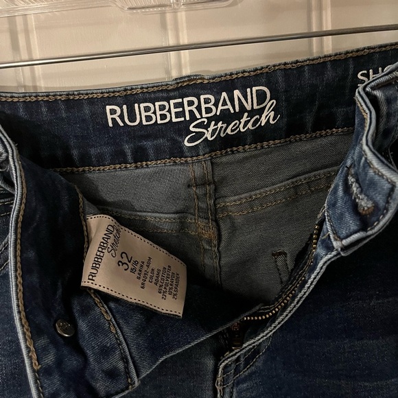 Rubberband stretch denim sarina shorts, NWT, size 15, waist 32 - Picture 5 of 9